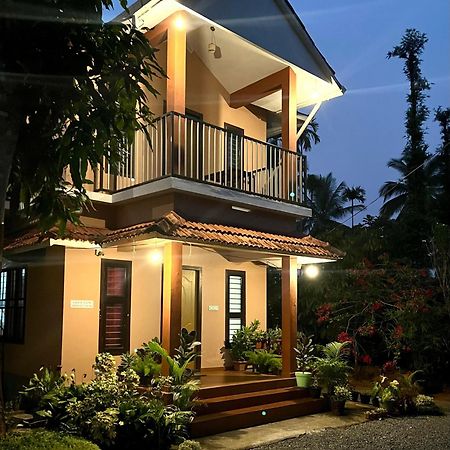 Sahyadri Homestay Kalpetta Luaran gambar